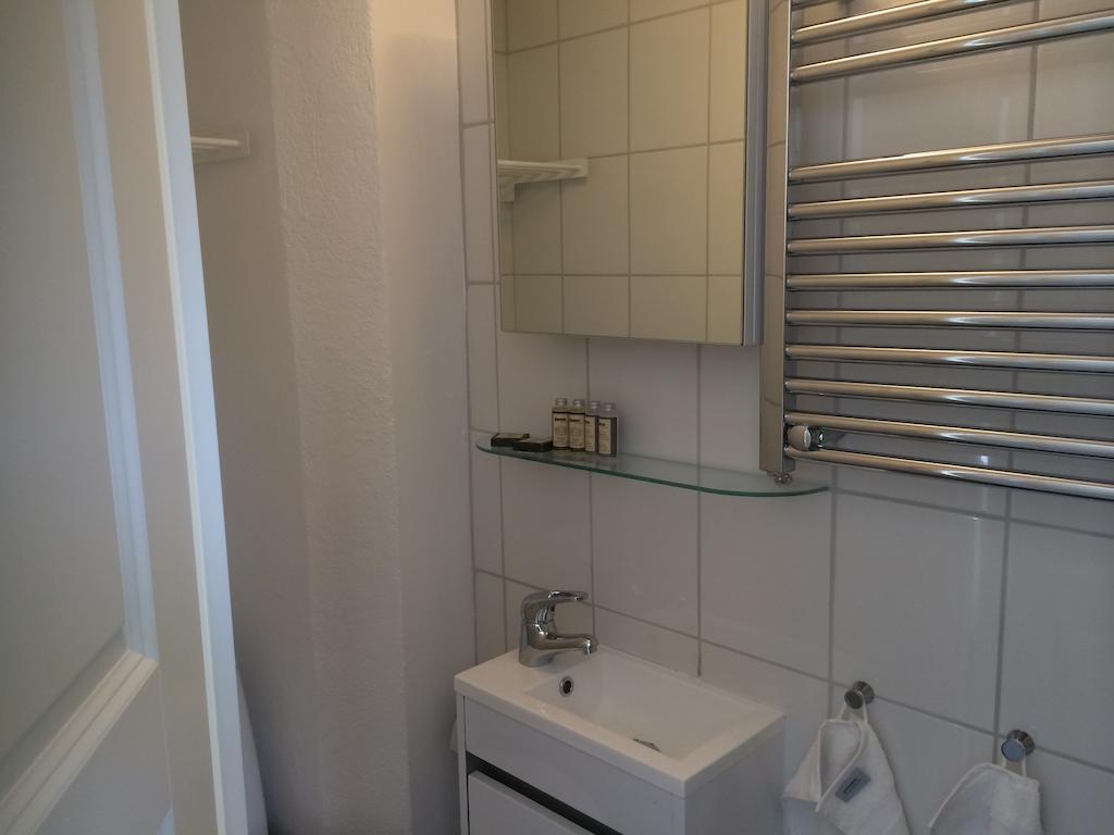 Arilds Vingard Bed & Breakfast Room photo