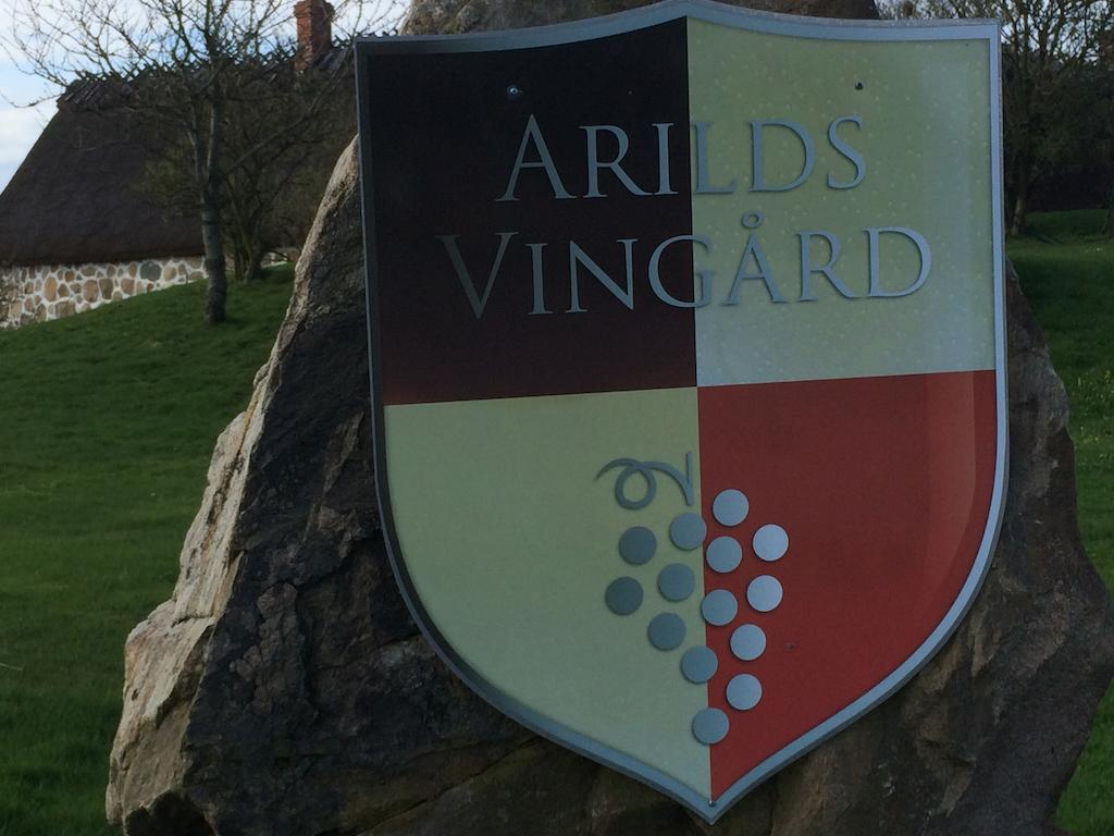 Arilds Vingard Bed & Breakfast Exterior photo