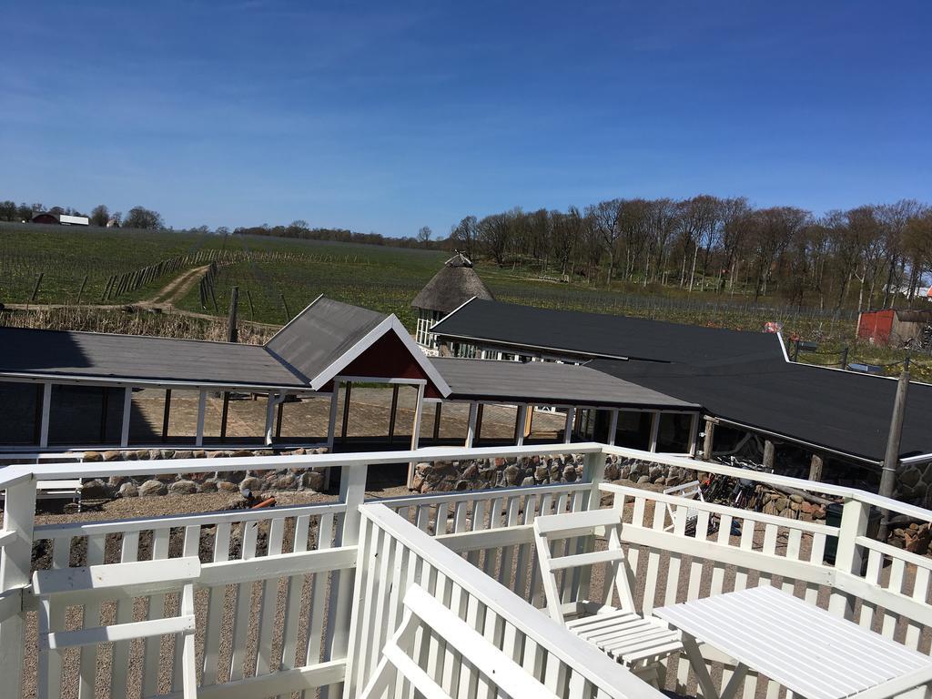 Arilds Vingard Bed & Breakfast Exterior photo