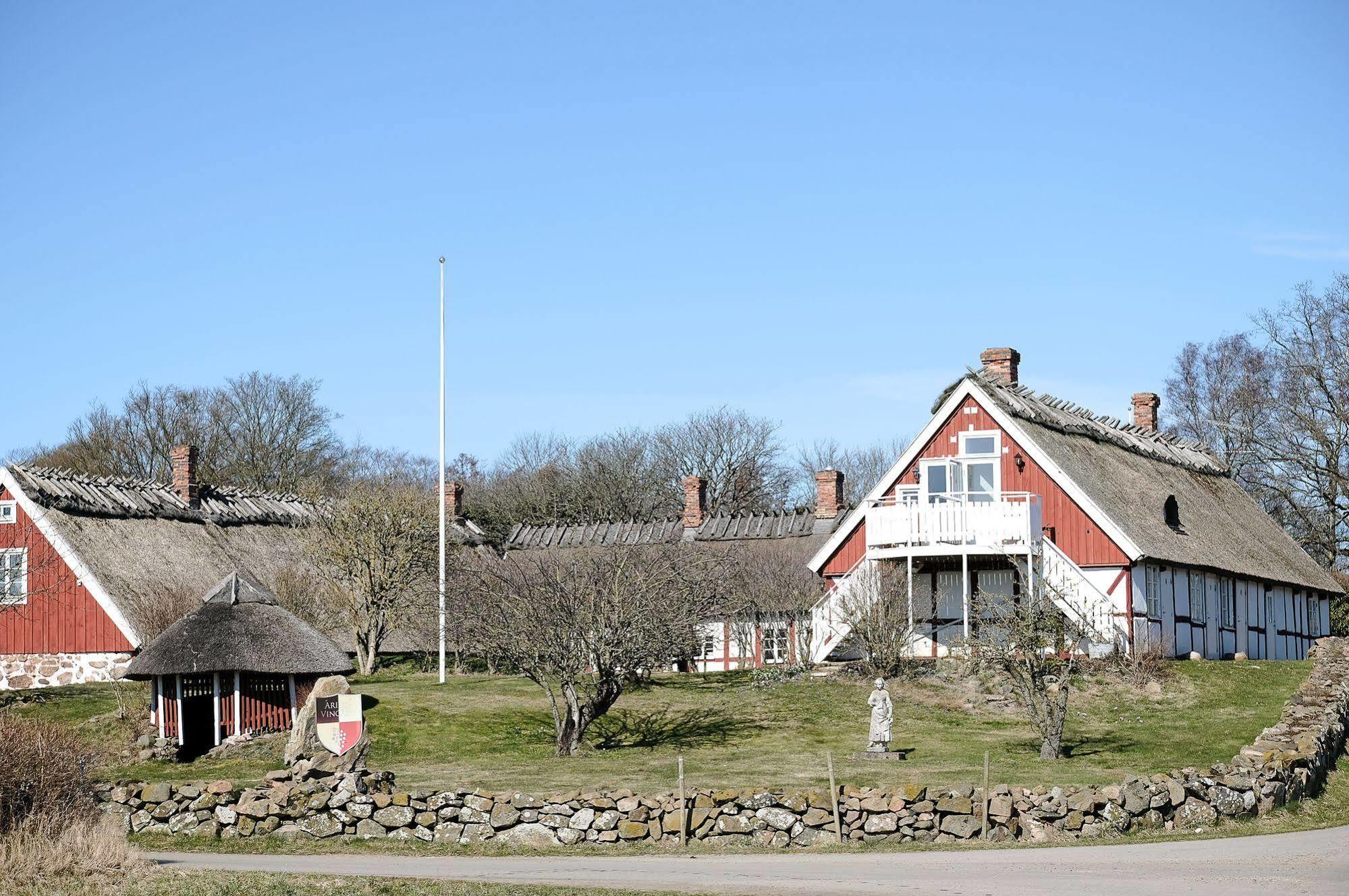 Arilds Vingard Bed & Breakfast Exterior photo